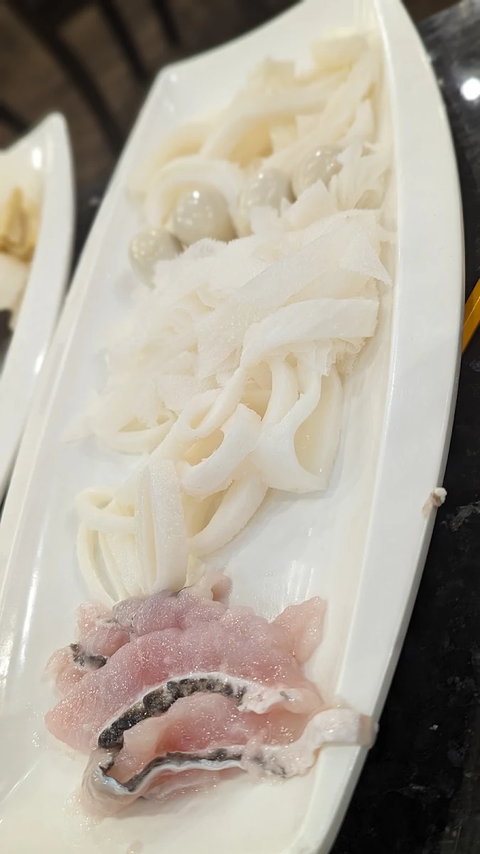 squid tube 玻璃鲜鱿, Happy Lamb Hot Pot, Vancouver